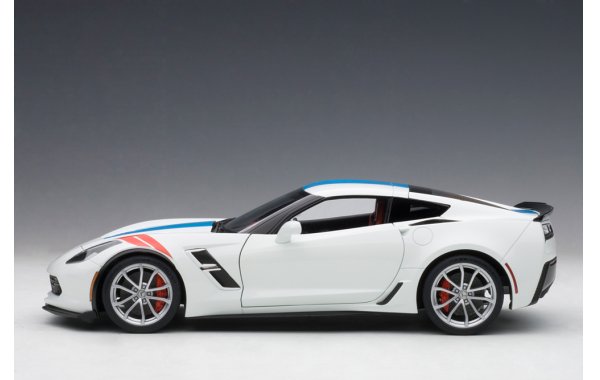 Bild 3 - Chevrolet Corvette C7 Grand Sport 2017 Composite Model