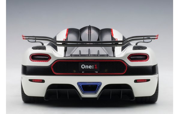 Bild 4 - Koenigsegg One 1 Composite Model 2014