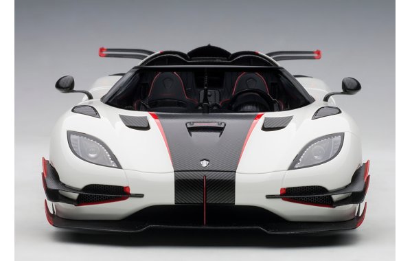 Bild 5 - Koenigsegg One 1 Composite Model 2014