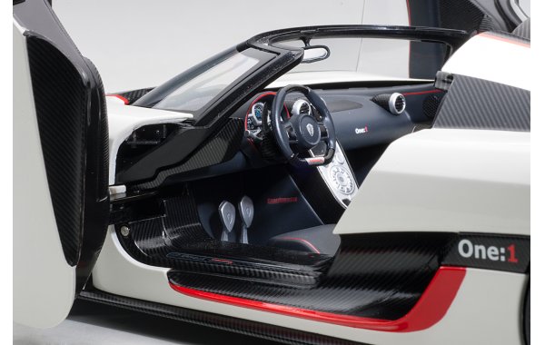 Bild 19 - Koenigsegg One 1 Composite Model 2014