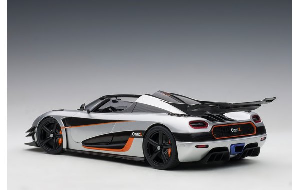 Bild 11 - Koenigsegg One:1