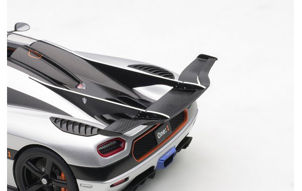 Bild 16 - Koenigsegg One:1