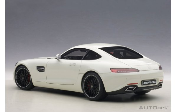 Bild 10 - Mercedes Benz AMG GT-S 1/18 Modellauto