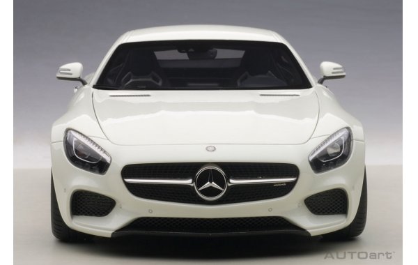 Bild 13 - Mercedes Benz AMG GT-S 1/18 Modellauto