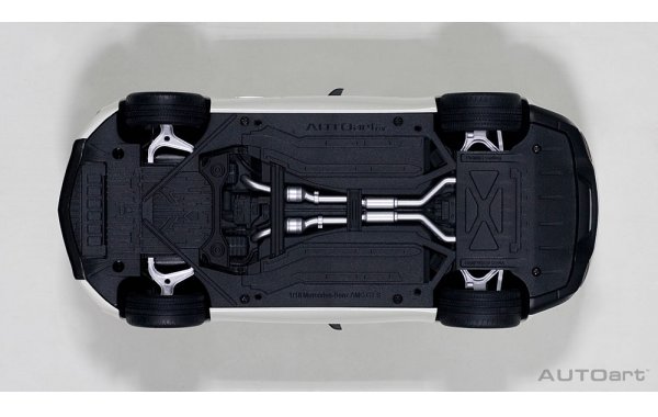 Bild 16 - Mercedes Benz AMG GT-S 1/18 Modellauto