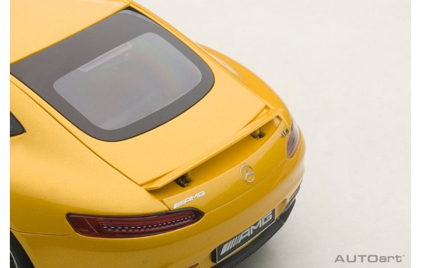 Bild 5 - Mercedes Benz AMG GT-S AMG solarbeam