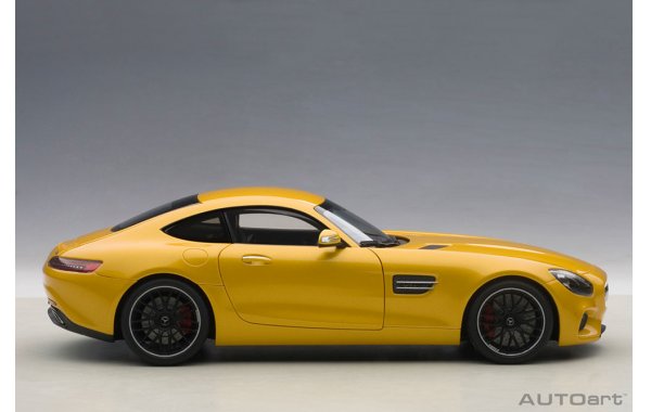 Bild 10 - Mercedes Benz AMG GT-S AMG solarbeam