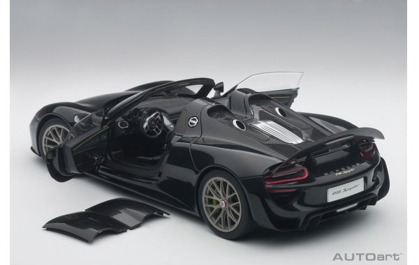 Bild 5 - Porsche 918 Spyder Weissach Package 2013