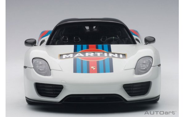 Bild 3 - Porsche 918 Spyder Weissach Package 2013