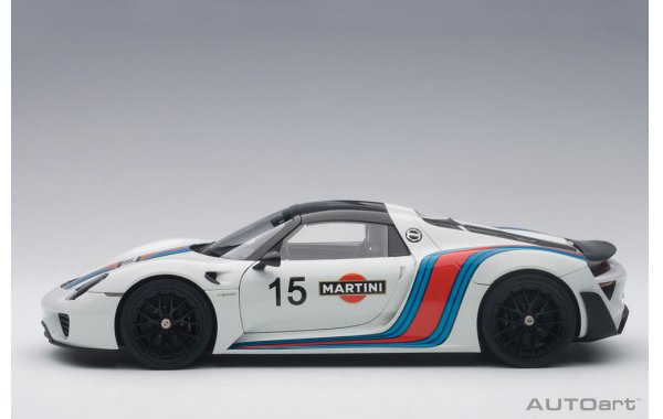 Bild 5 - Porsche 918 Spyder Weissach Package 2013