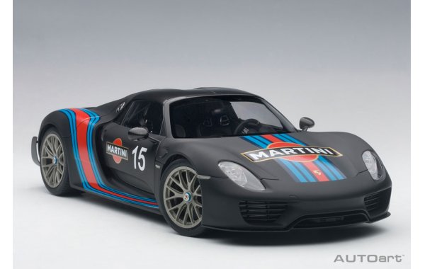 Bild 6 - Porsche 918 Spyder Weissach Package 2013