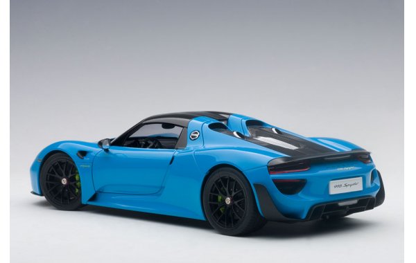 Bild 9 - Porsche 918 Spyder Weissach Package 2013