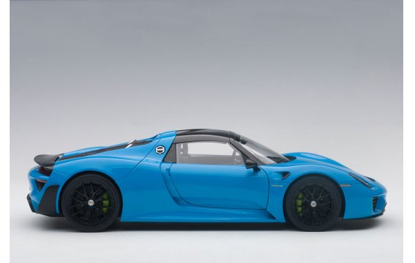 Bild 11 - Porsche 918 Spyder Weissach Package 2013