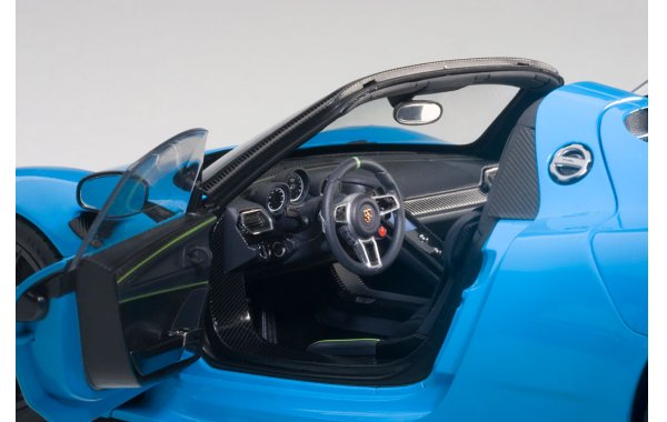 Bild 15 - Porsche 918 Spyder Weissach Package 2013