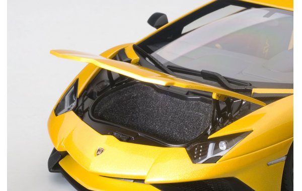 Bild 3 - Lamborghini Aventador LP750-4 SV