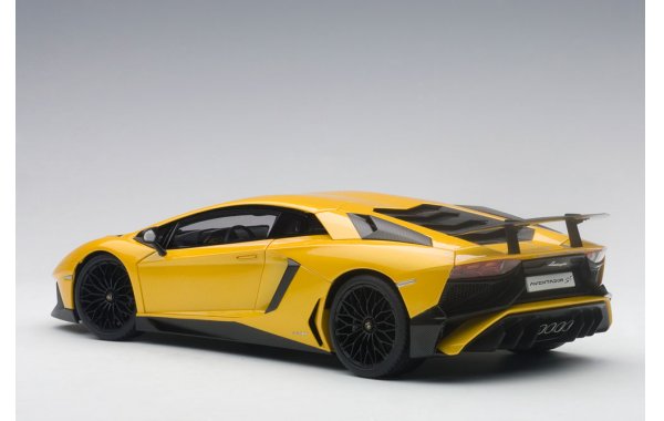 Bild 8 - Lamborghini Aventador LP750-4 SV