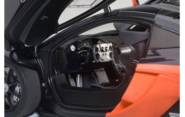 Bild 12 - McLaren P1 GTR 2015