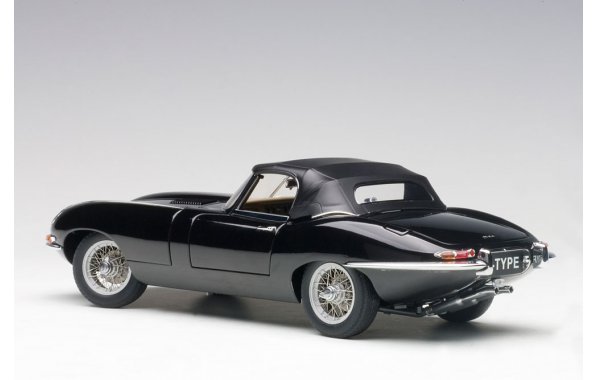 Bild 2 - Jaguar E-Type Roadster Serie 1