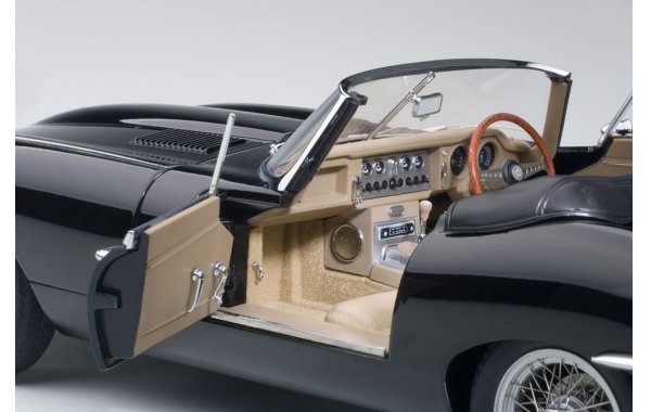 Bild 5 - Jaguar E-Type Roadster Serie 1