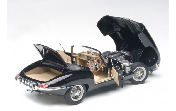 Bild 13 - Jaguar E-Type Roadster Serie 1