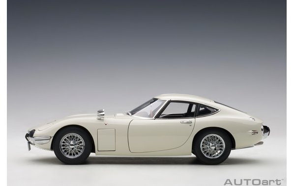 Bild 3 - Toyota 2000 GT Coupe 1965 Speichenrder