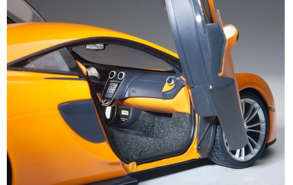 Bild 6 - McLaren 570S