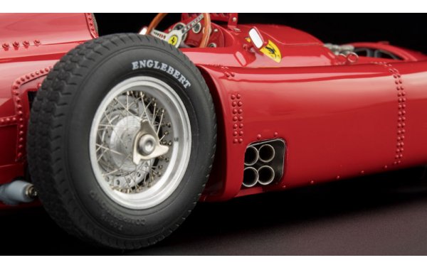 Bild 10 - Ferrari D50 1956 CMC Modellauto