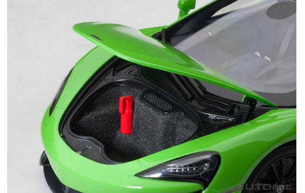 Bild 8 - McLaren 570S Mantis Green 2016