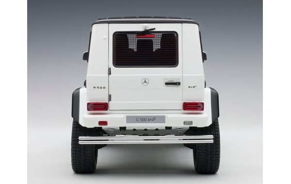 Bild 15 - Mercedes Benz G500 4x4 2016 gloss white