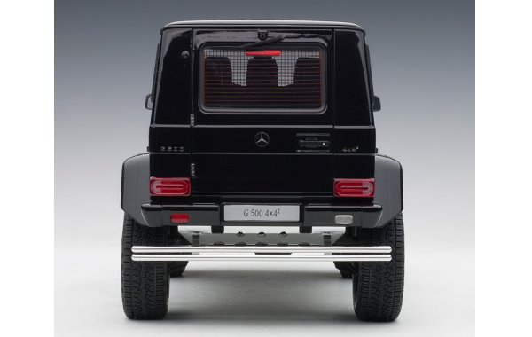 Bild 6 - Mercedes Benz G500 4x4 2016 Autoart Model