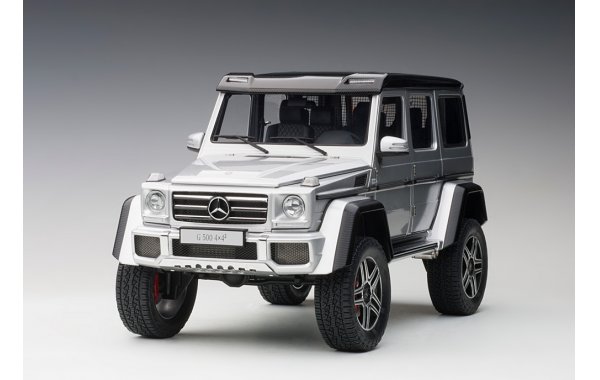 Bild 3 - Mercedes Benz G500 4x4 Autoart Modellauto