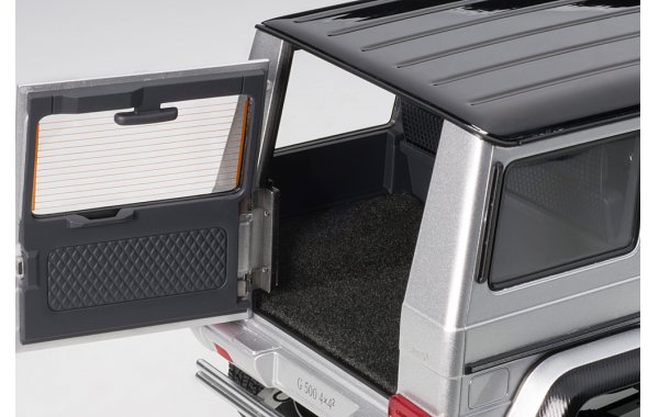 Bild 10 - Mercedes Benz G500 4x4 Autoart Modellauto