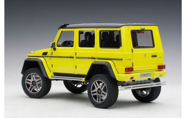 Bild 7 - Mercedes Benz G500 4x4 Electric Beam Yellow