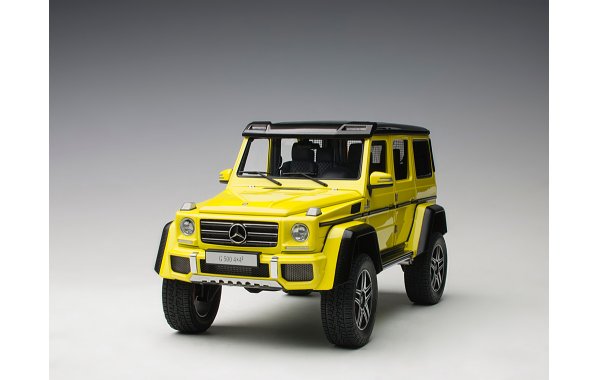 Bild 10 - Mercedes Benz G500 4x4 Electric Beam Yellow
