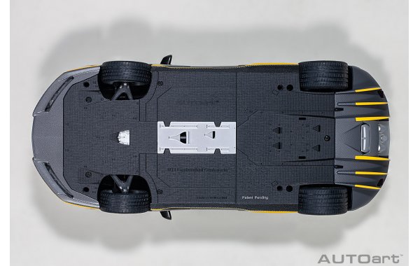 Bild 3 - Lamborghini Centenario LP770-4 Clear Carbon
