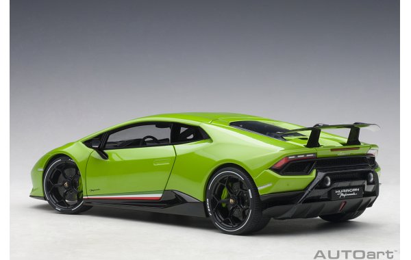 Bild 8 - Lamborghini Huracan Performante 2017