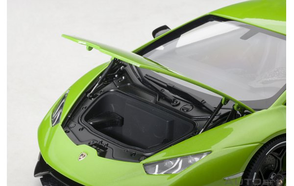 Bild 15 - Lamborghini Huracan Performante 2017