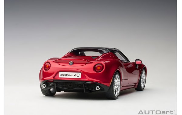Bild 11 - Alfa Romeo 4C Spider