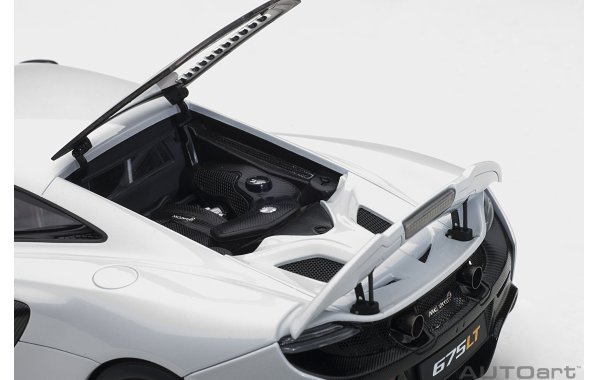Bild 3 - McLaren 675LT 2016