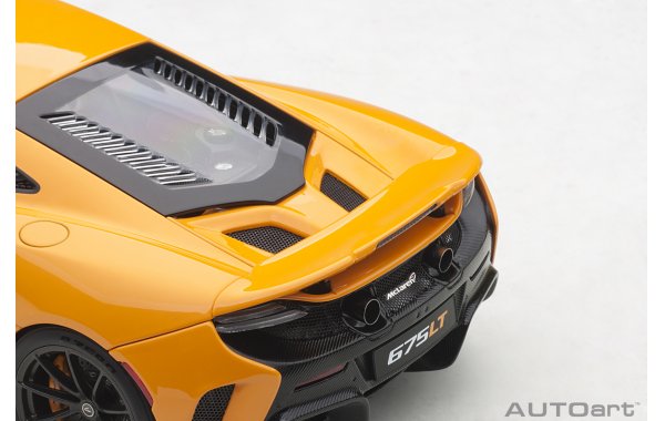 Bild 6 - McLaren 675LT 2016