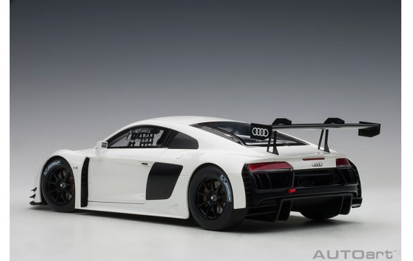 Bild 3 - Audi R8 Lms Plain Color Version white