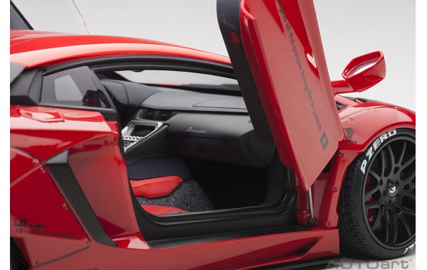 Bild 2 - Liberty Walk Lamborghini Aventador 2015