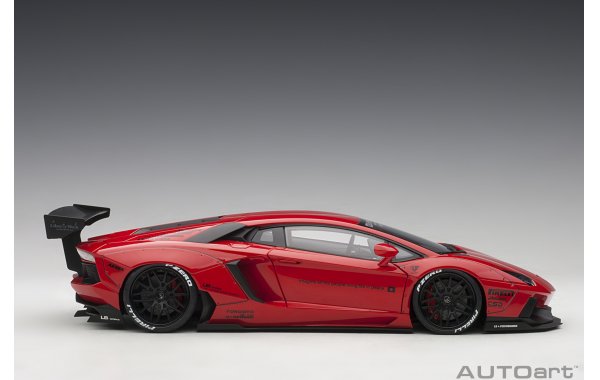 Bild 10 - Liberty Walk Lamborghini Aventador 2015
