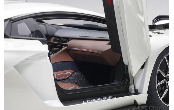 Bild 2 - Lamborghini Aventador S 2017