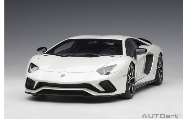 Bild 10 - Lamborghini Aventador S 2017
