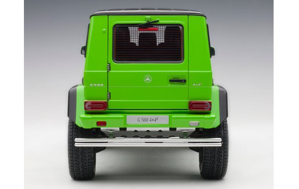 Bild 12 - Mercedes Benz G500 4x4 2016 alien green