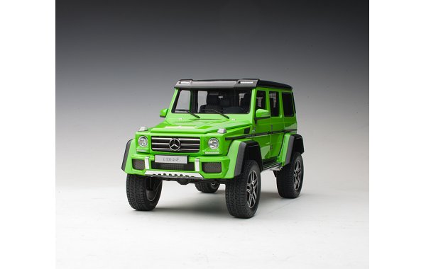 Bild 14 - Mercedes Benz G500 4x4 2016 alien green