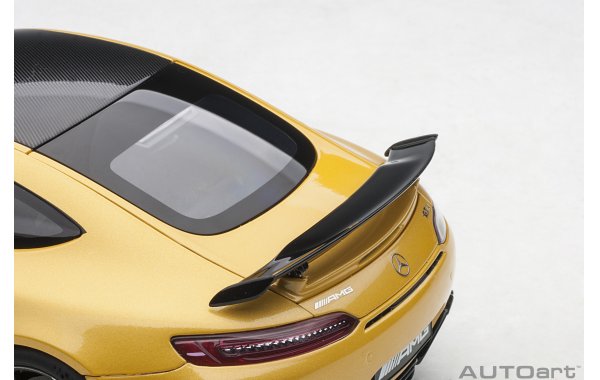 Bild 10 - Mercedes AMG GT R 2017 Yellow metal.