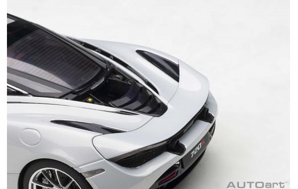 Bild 7 - McLaren 720S 2017