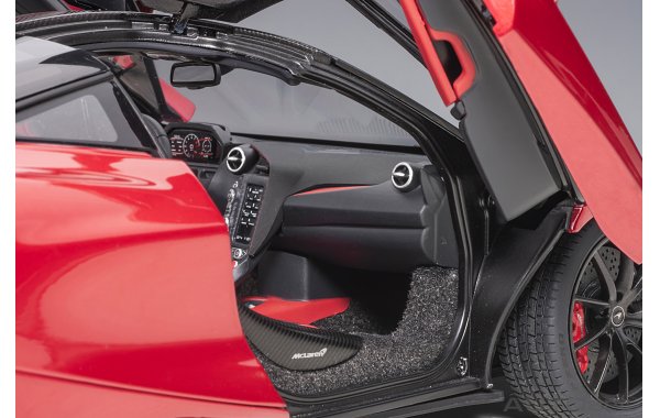 Bild 2 - McLaren 720S 2017